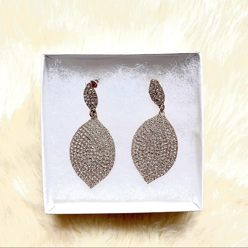 Elegant, Wedding, Prom Teardrop Earrings Rose Gold